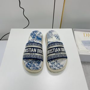 代购版本 Dior爆款系列刺绣厚底拖鞋全年出货! 图1
