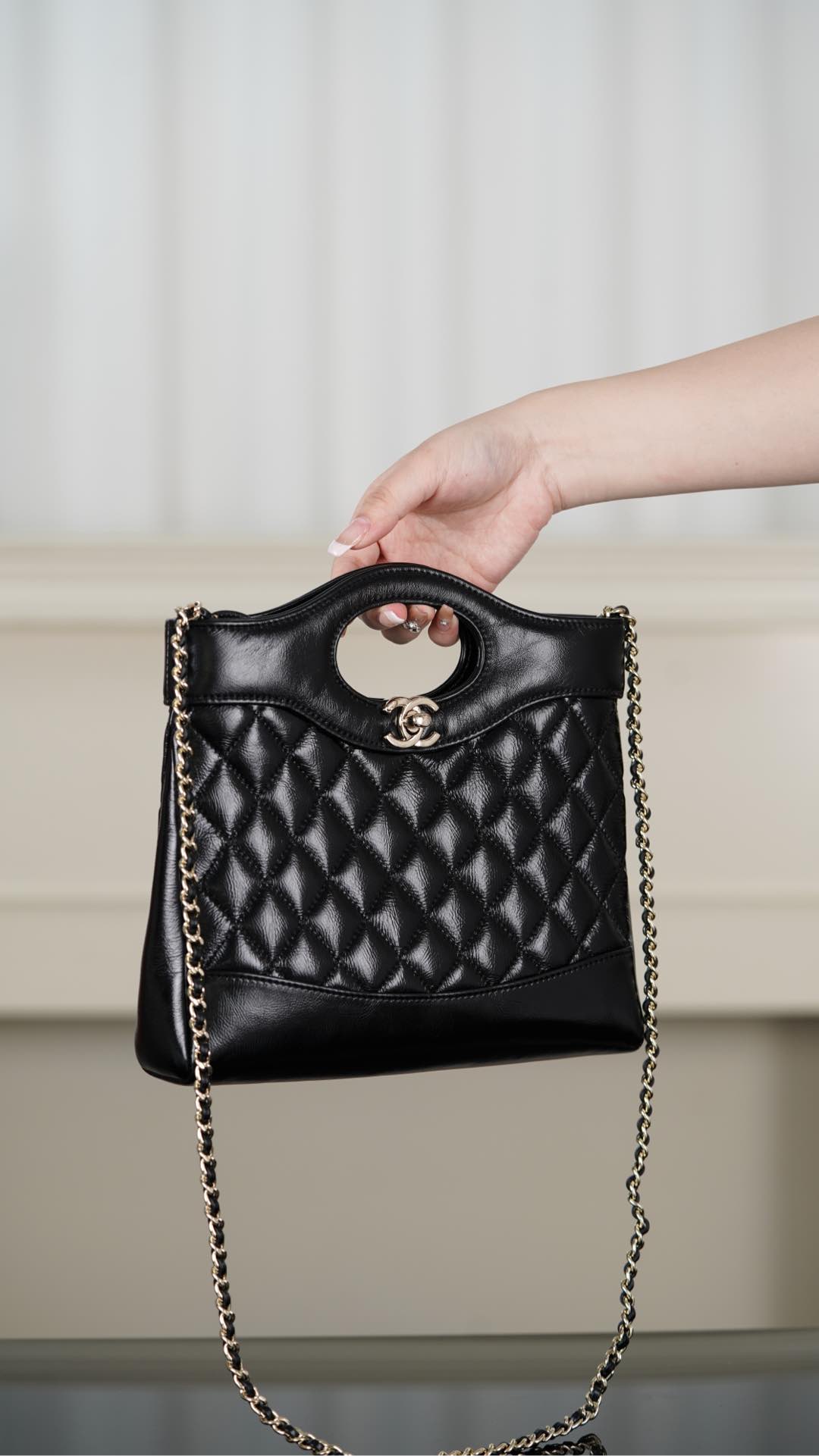 Chanel 31bag Mini 黑金 图3