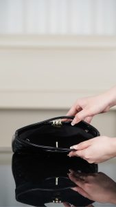 Chanel 31bag Mini 黑金 图8