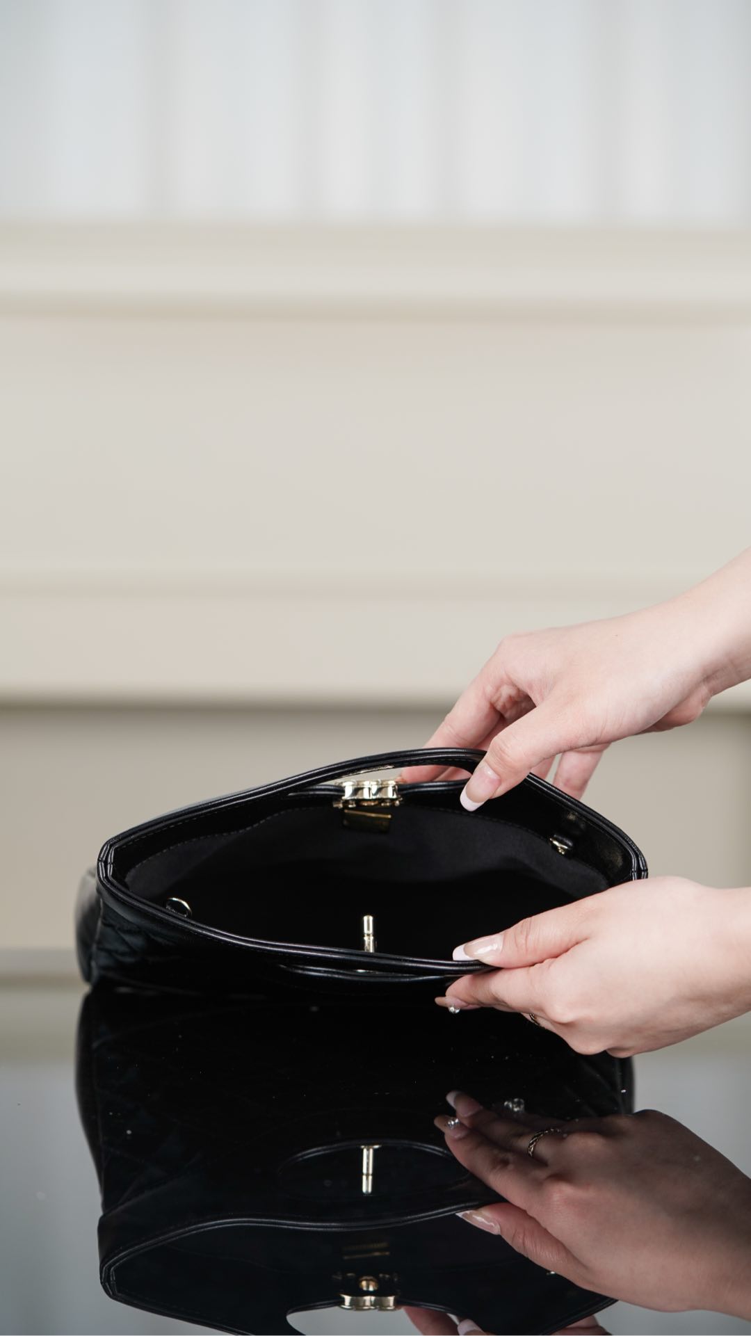 Chanel 31bag Mini 黑金 图8