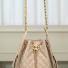 Chanel hobo bag 杏色鱼子酱 中号 图1