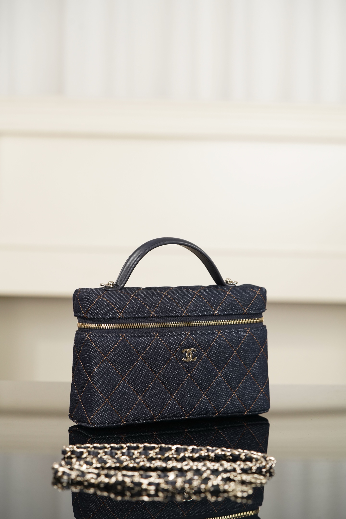 Chanel 26p 丹宁牛仔LP 饭盒包 深蓝 图3