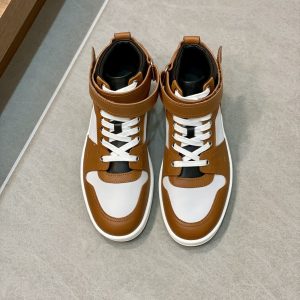 HERME*—爱马仕2022秋冬新款中帮休闲鞋;高版本。专柜同步发售,鞋面采用意大利进口牛皮 ,(凸显高端·贵气·档次) 图1