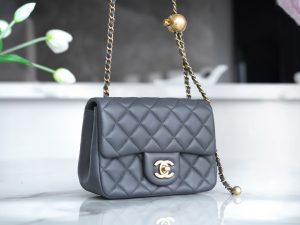 Chanel 金属球方胖子 深灰色 图3