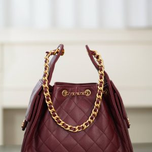 Chanel small hobo 酒红色 小号 图2