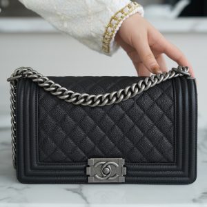 Chanel Leboy 大球纹 黑银中号 图1