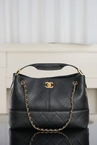 Chanel 25A 购物袋 原厂黑牛 小号 图1