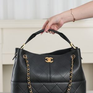 Chanel 25A 购物袋 原厂黑牛 小号 图5