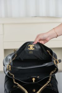 Chanel 25A 购物袋 原厂黑牛 小号 图8