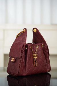 Chanel 25A small hobo 抽绳水桶包 酒红色 小号 图3