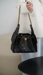 Chanel small hobo 抽绳水桶包 黑金鱼子酱 小号 图1