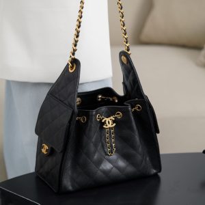 Chanel small hobo 抽绳水桶包 黑金鱼子酱 小号 图2