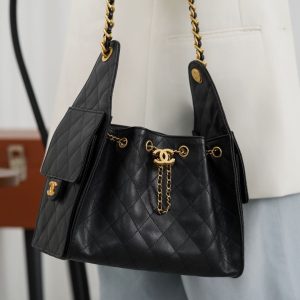 Chanel small hobo 抽绳水桶包 黑金鱼子酱 小号 图9