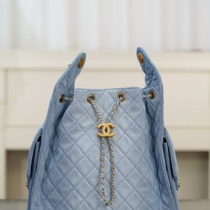 Chanel hobo bag 浅蓝牛仔 中号 图1