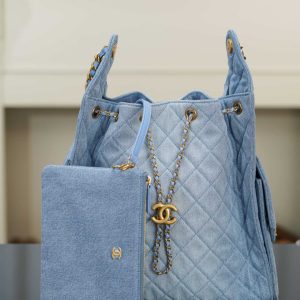 Chanel hobo bag 浅蓝牛仔 中号 图5