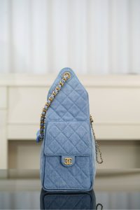 Chanel hobo bag 浅蓝牛仔 中号 图7
