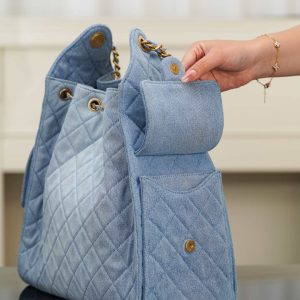 Chanel hobo bag 浅蓝牛仔 中号 图8