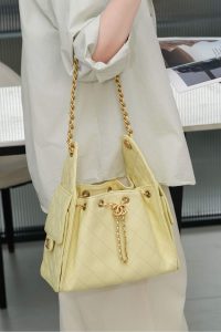 Chanel small hobo 小鸡黄 小号 图8