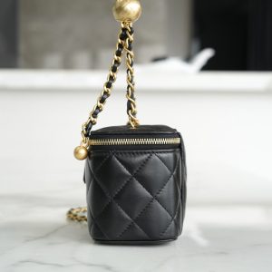 chanel金属球系列 22b新款小盒子 图5