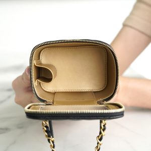 chanel金属球系列 22b新款小盒子 图7