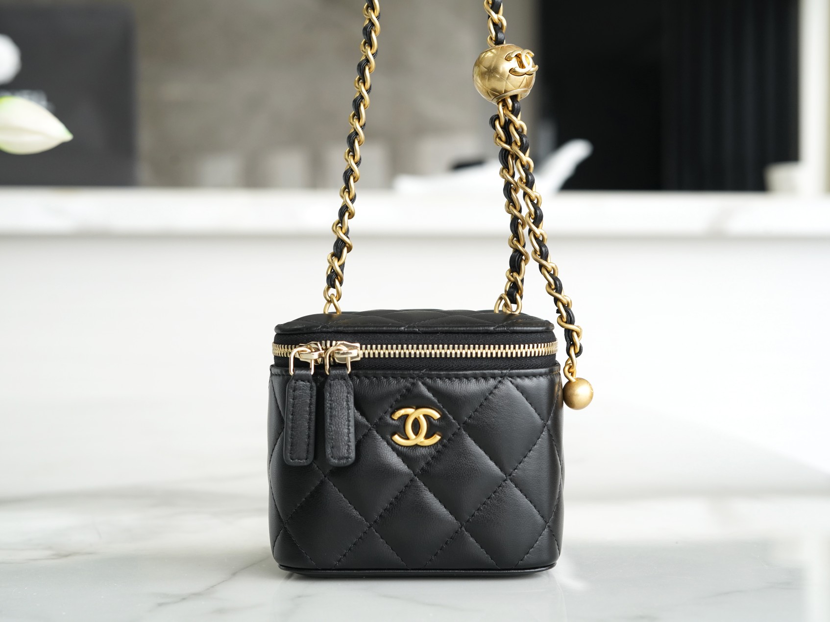 chanel金属球系列 22b新款小盒子 图2