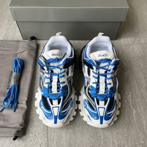 顶级版本巴黎世家 4代 4.0 Balenciaga Track 4.0 巴黎世家四代 增加全新设计 在延续 Track 图1