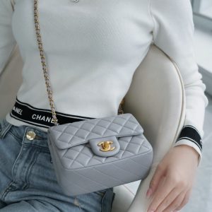 Chanel 金属球方胖子 浅灰 图3