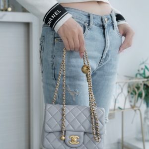 Chanel 金属球方胖子 浅灰 图8