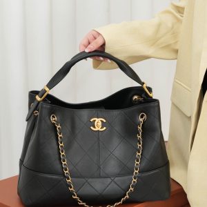 Chanel 25A 购物袋 原厂黑牛 小号 图5