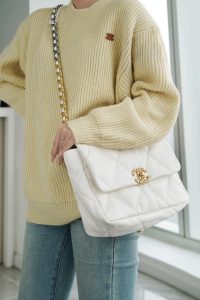 Chanel 19bag 白雪公主 中号 图2