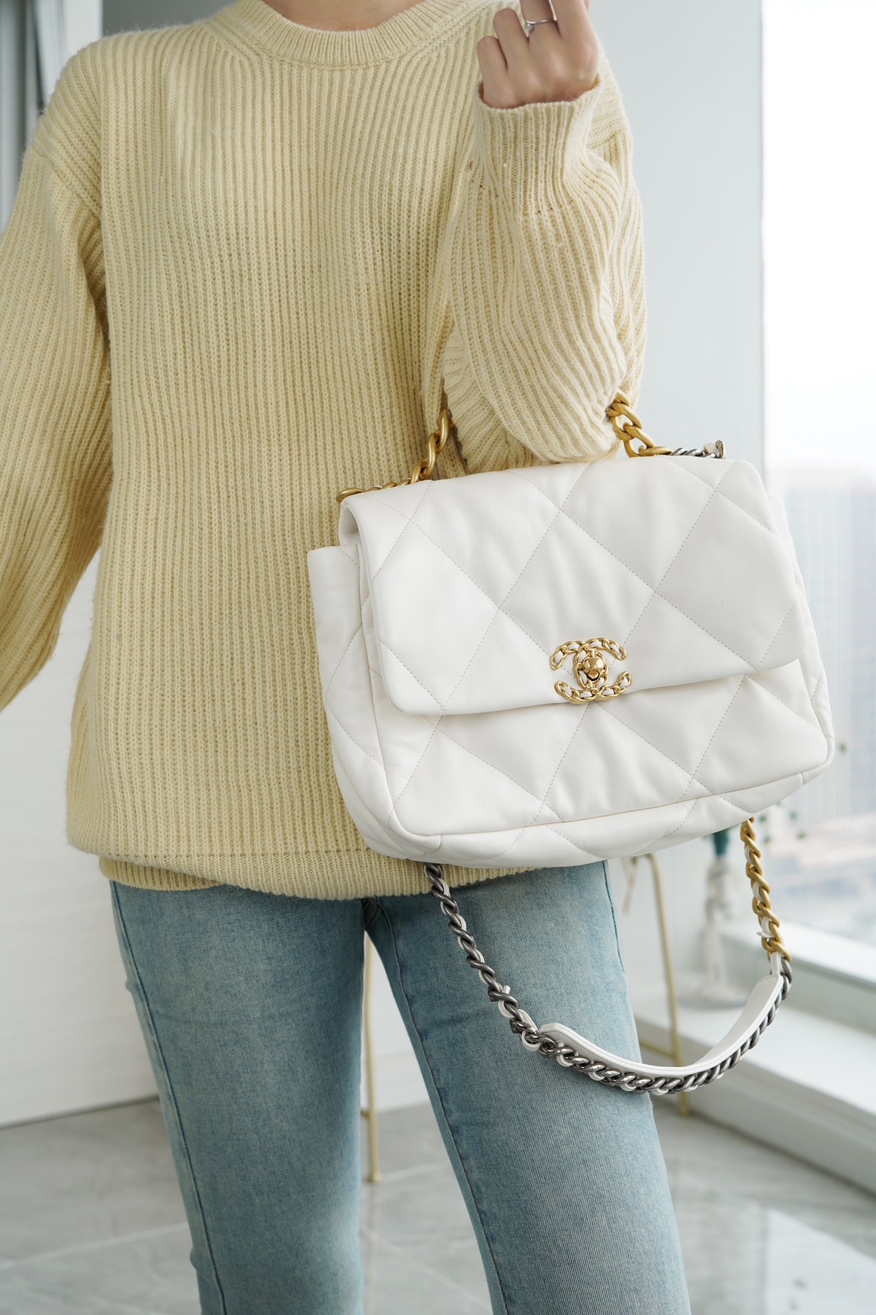 Chanel 19bag 白雪公主 中号 图4