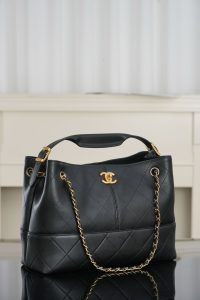 Chanel 25A 高级手工坊 购物袋 原厂黑牛 小号 图3