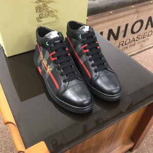 出厂 【巴宝莉·Burberry】2019新款休闲高帮男鞋,全新秋冬季款设计,完美做工,系带懒人款打造装柜品质,鞋面:时 图1