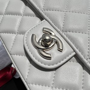 CHANEL 23A CF 水钻手柄款 图4