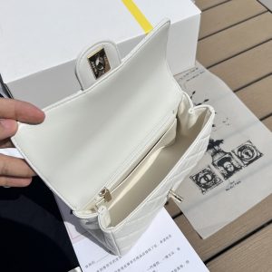 CHANEL 23A CF 水钻手柄款 图6