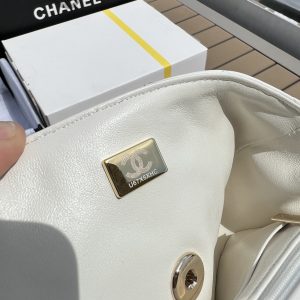 CHANEL 23A CF 水钻手柄款 图8