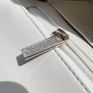 CHANEL 23A CF 水钻手柄款 图9