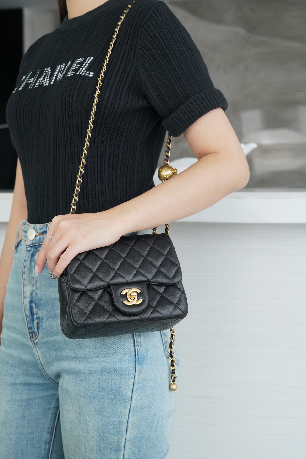 Chanel 金属球方胖子 黑◾ 图1