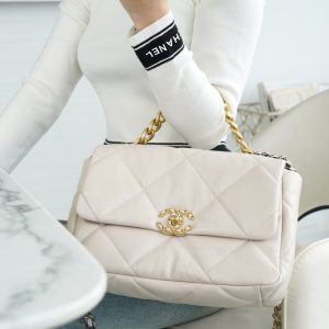 CHANEL BAG 米白 中号 图1