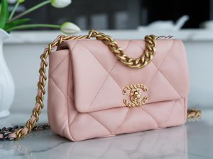 °CHANE·L春夏新品19bag 裸粉小号 图6