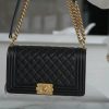 Chanel Leboy 小羊皮黑金中号 图1