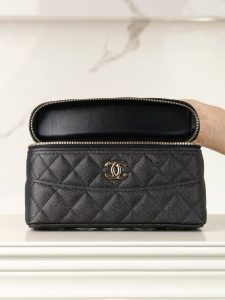 Chanel 25c 手柄盒子包 荔枝牛 黑金 图5