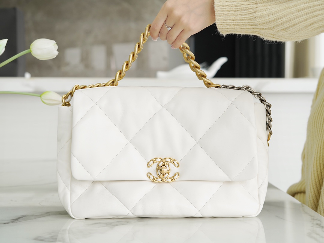 Chanel 19bag 白雪公主 中号 图2