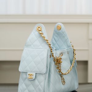 Chanel small hobo 蒂芙尼蓝小号 图3