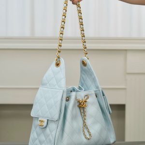 Chanel small hobo 蒂芙尼蓝小号 图5