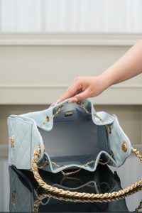 Chanel small hobo 蒂芙尼蓝小号 图8