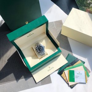 提到手表,我相信谁都知道劳力士。毕竟这个品牌的表,能说得上是懂表的开始 图1