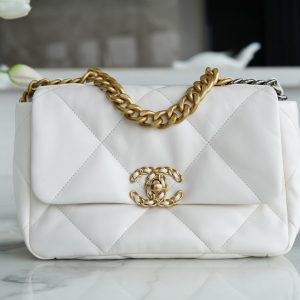 Chanel 19bag 白雪公主 小号 图1