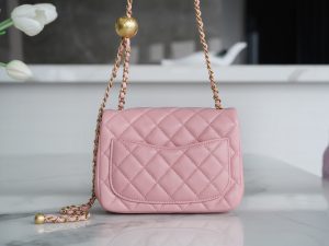 Chanel 金属球方胖子 粉色 图4