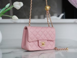 Chanel 金属球方胖子 粉色 图3